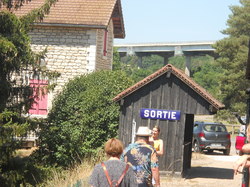  <a style='color: #fff;' href='/uploaded/photo/balade-petit-train-bligny-sur-ouche-62ea8a5cd1e5c.jpg'>(Télécharger)</a>