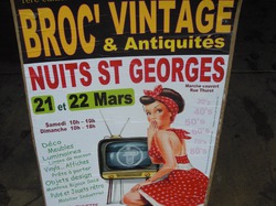  <a style='color: #fff;' href='/uploaded/photo/broc-vintage-et-antiquites-55116f09ccae2.jpg'>(Télécharger)</a>