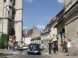  <a style='color: #fff;' href='/uploaded/photo/criterium-de-dijon-2014-54182c697038f.jpg'>(Télécharger)</a>