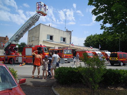  <a style='color: #fff;' href='/uploaded/photo/expo-pompiers-is-sur-tille-55b0ba2486251.jpg'>(Télécharger)</a>