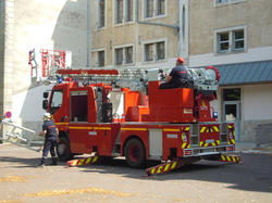  <a style='color: #fff;' href='/uploaded/photo/expo-pompiers-is-sur-tille-55b0ba30be396.jpg'>(Télécharger)</a>
