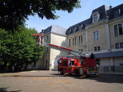  <a style='color: #fff;' href='/uploaded/photo/expo-pompiers-is-sur-tille-55b0bb71123cf.jpg'>(Télécharger)</a>