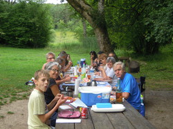  <a style='color: #fff;' href='/uploaded/photo/le-leuzeu-57c54decdfbd0.jpg'>(Télécharger)</a>