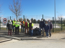  <a style='color: #fff;' href='/uploaded/photo/nettoyage-de-printemps-2021-6066d0df3c107.jpg'>(Télécharger)</a>