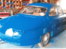 mini_restauration-voiture-panhard-53ba98e0b0a73.jpg