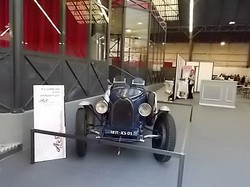  <a style='color: #fff;' href='/uploaded/photo/salon-auto-moto-retro-dijon-56f008b86dd68.jpg'>(Télécharger)</a>