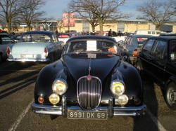  <a style='color: #fff;' href='/uploaded/photo/salon-epoqu-auto-547497a2c9f54.jpg'>(Télécharger)</a>