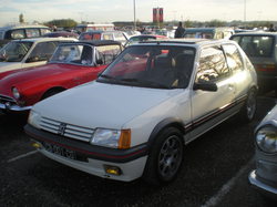  <a style='color: #fff;' href='/uploaded/photo/salon-epoqu-auto-54749a797683d.jpg'>(Télécharger)</a>