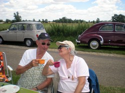  <a style='color: #fff;' href='/uploaded/photo/vide-greniers-chivres-577a1b462ddeb.jpg'>(Télécharger)</a>