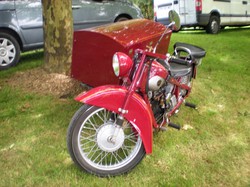  <a style='color: #fff;' href='/uploaded/photo/vide-greniers-chivres-577bf4a27b4d1.jpg'>(Télécharger)</a>